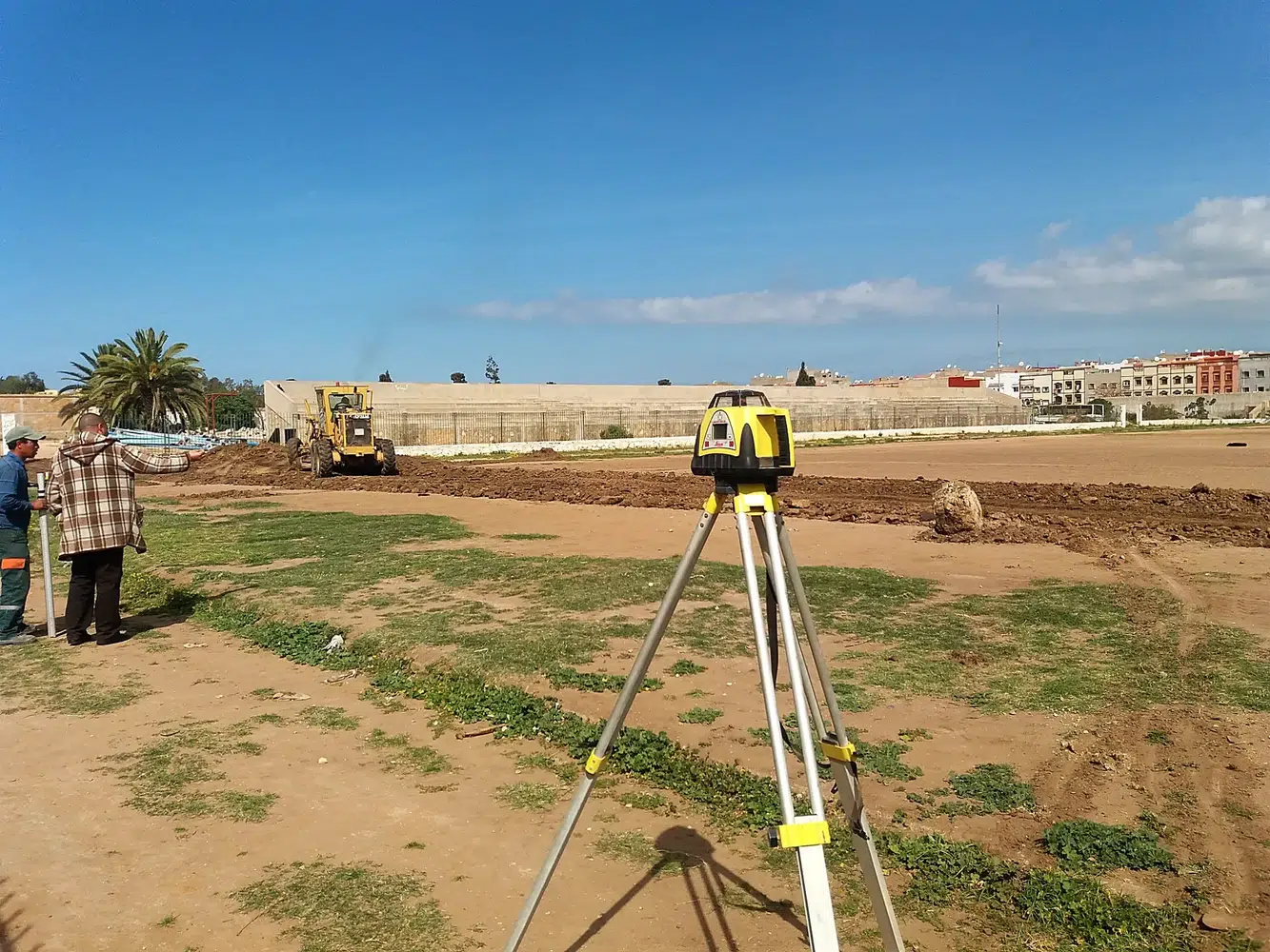 Terrain Nkhila — levé topographique et préparation du site